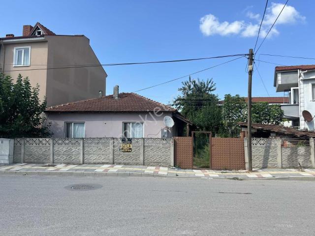Taşlık, Adapazarı içerisinde satılık Villa