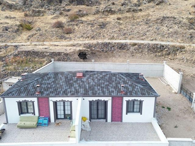 Niğde içerisinde satılık Villa