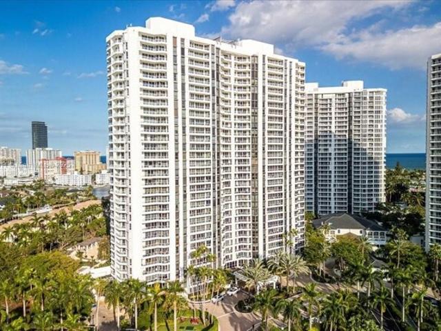 Condo for sale in Aventura