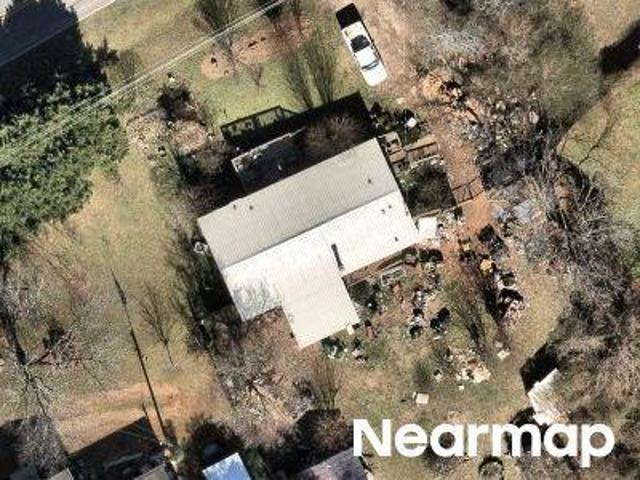 House for sale in Flowery Branch, Georgia