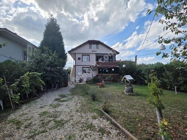 Akyazi, Sakarya içerisinde kiralık Villa