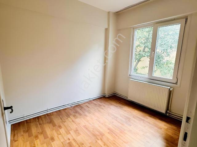 Yakacık Çarşı Mahallesi, Kartal içerisinde kiralık mülk