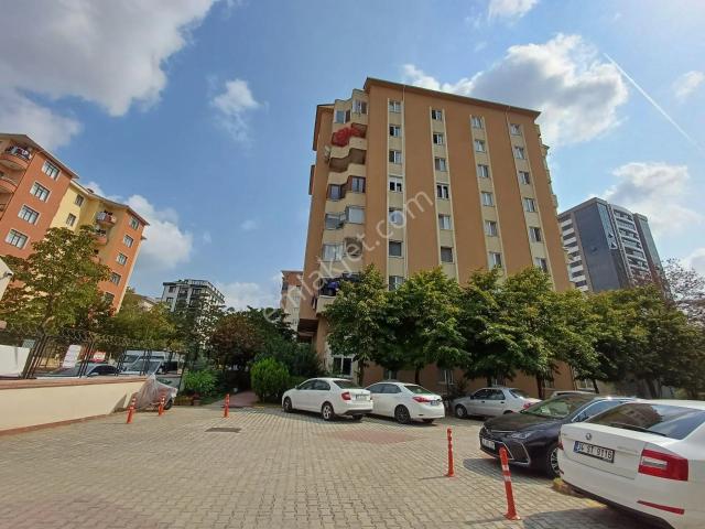 Yakacık Çarşı Mahallesi, Kartal içerisinde kiralık mülk