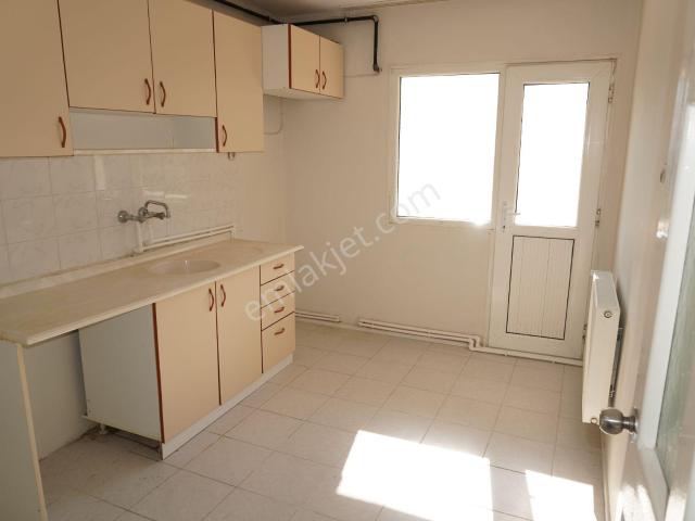 Çiğli, İzmir içerisinde kiralık mülk