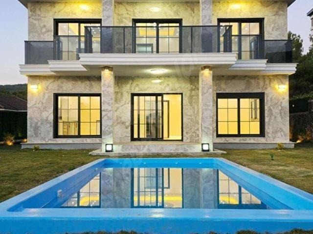 Bornova, İzmir içerisinde satılık Villa