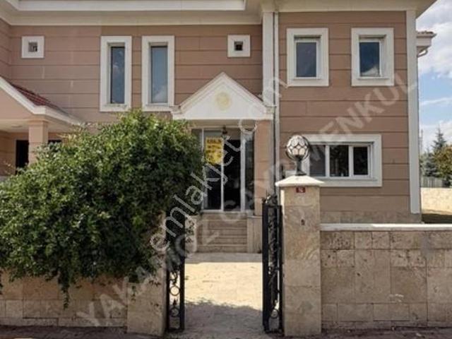 Başarı Villaları, Sivas Merkez içerisinde kiralık Villa