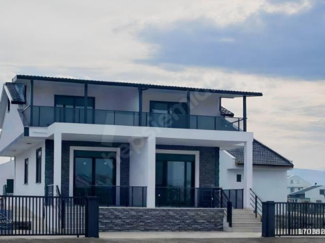 Dikili, İzmir içerisinde satılık Villa