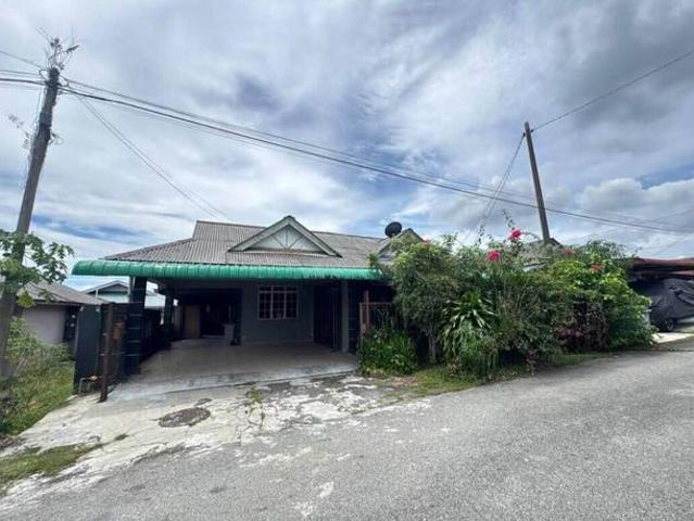 Bungalow for sale in Kluang, Johor