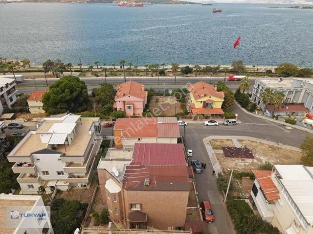 Aliağa içerisinde satılık Villa