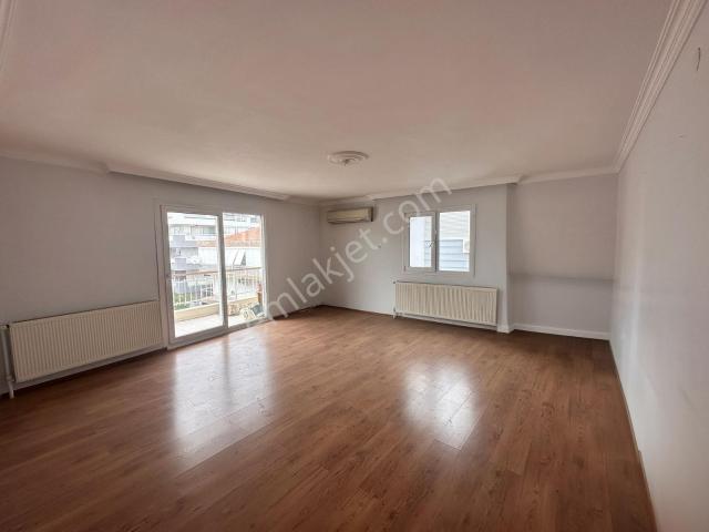 Karşiyaka, İzmir içerisinde kiralık mülk