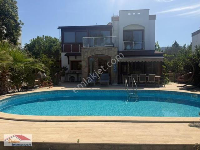 Bodrum, Muğla içerisinde kiralık Villa