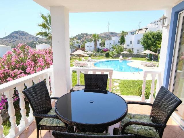 Hillview Gardens, Bodrum içerisinde satılık mülk