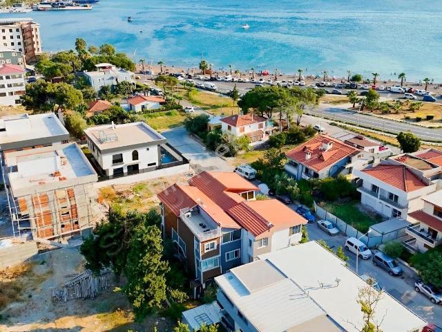 Aliağa içerisinde satılık Villa