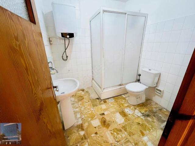 Karşiyaka, İzmir içerisinde kiralık mülk