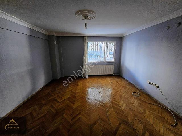 Karşiyaka, İzmir içerisinde kiralık mülk