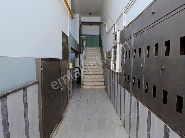 Yalı Mahallesi, Karşıyaka içerisinde satılık mülk