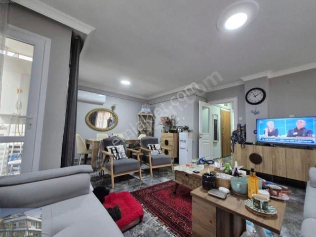 Karşiyaka, İzmir içerisinde satılık mülk