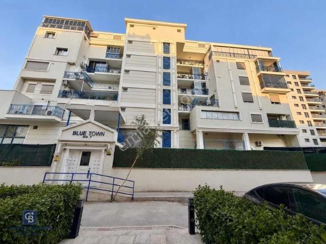 Yalı Mahallesi, Karşıyaka içerisinde satılık mülk