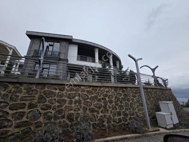 Trabzon içerisinde satılık Villa