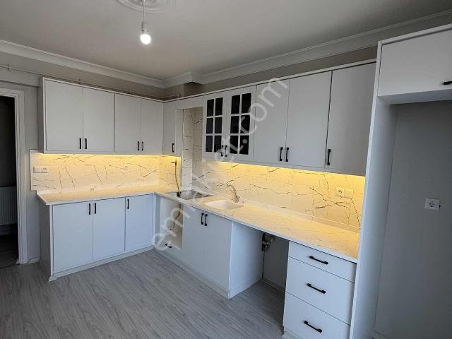 Akhisar, Manisa içerisinde satılık mülk