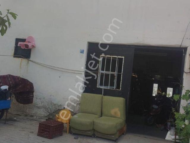 Akhisar, Manisa içerisinde satılık Villa