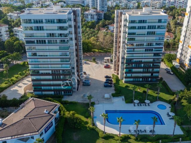 Antalya, Muratpaşa içerisinde satılık mülk