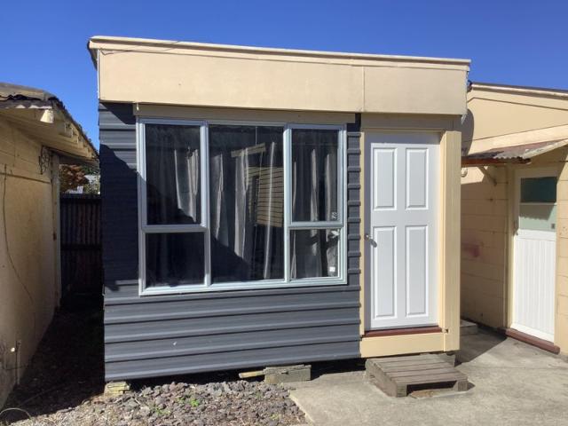 Apartment for rent in Chaslands, Canterbury