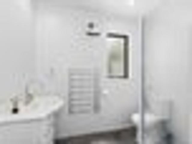 House for rent in Chaslands, Canterbury