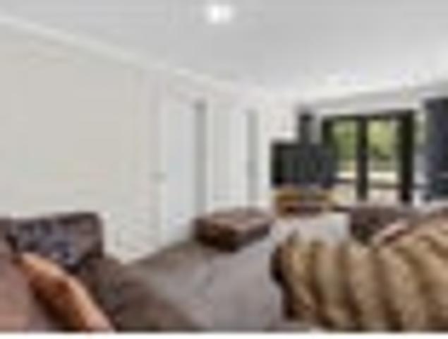 House for rent in Chaslands, Canterbury