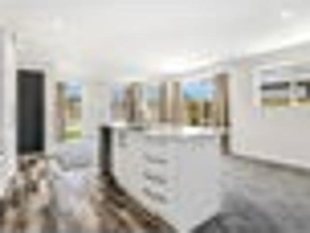 House for rent in Chaslands, Canterbury