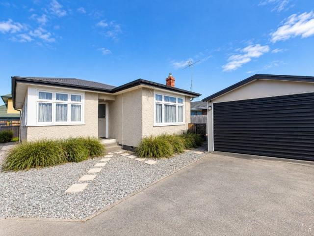 House for rent in Chaslands, Canterbury
