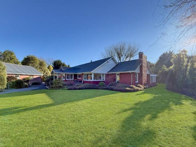House for rent in Chaslands, Canterbury