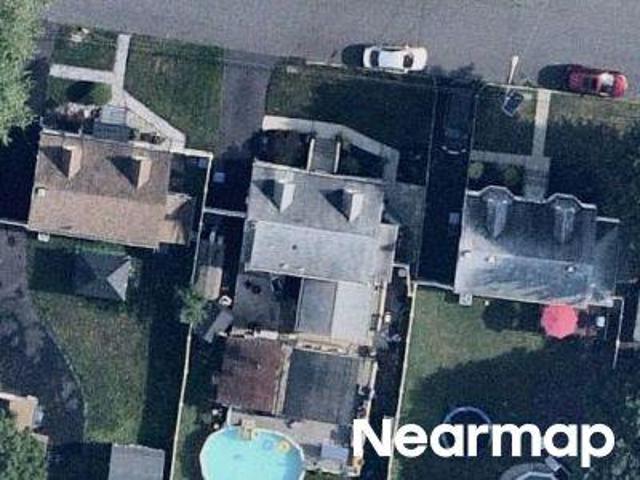 House for sale in Avenel, New Jersey