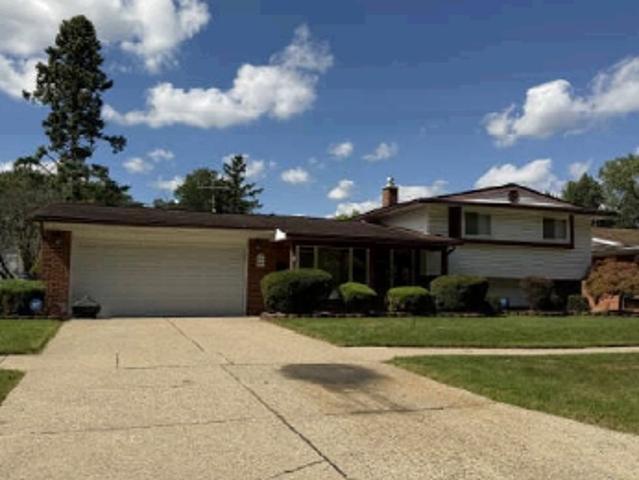 House for sale in Meadowview, Livonia