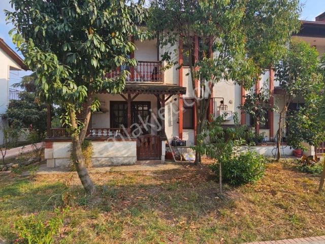 Yalova içerisinde satılık Villa