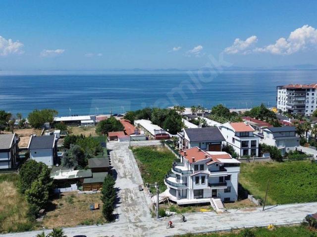 Teşvikiye, Çınarcık içerisinde satılık Arsa
