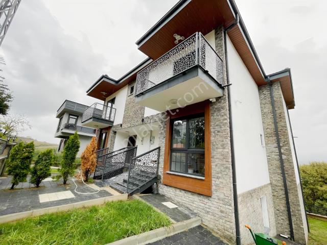 Samanlı Köyü, Yalova Merkez içerisinde satılık Villa