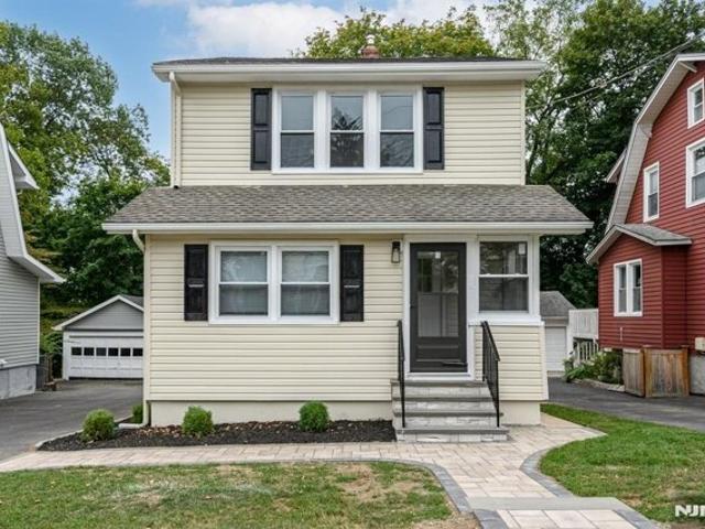 House for sale in Bloomfield, New Jersey