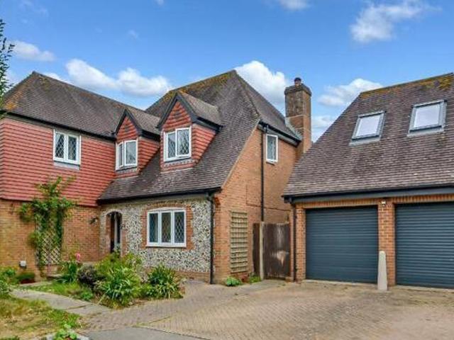 House for sale in Arundel, Clapham