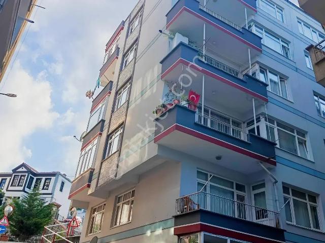 Akçaabat, Trabzon içerisinde satılık mülk