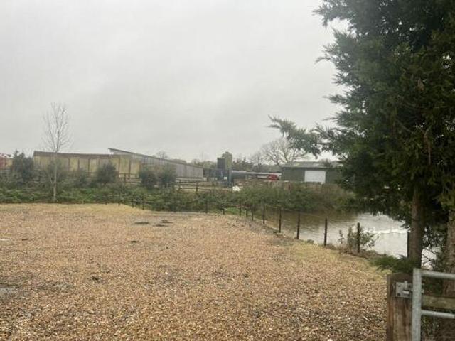 House for rent in Lyons, Greater London