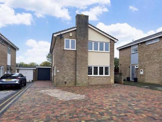 House for sale in Northampton, Northamptonshire