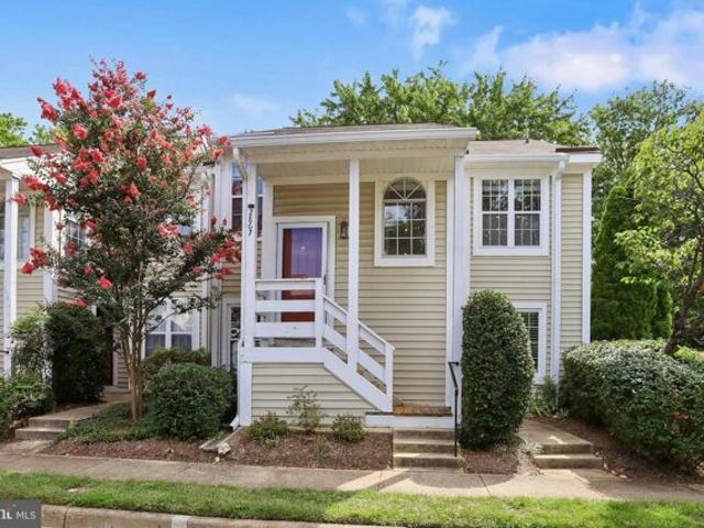 Condo for sale in Falls Church