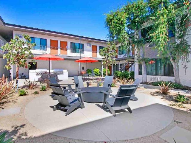 Apartment for rent in Canoga Park, California
