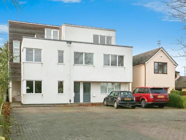 Apartment for rent in Harcourt Hill, Dromore
