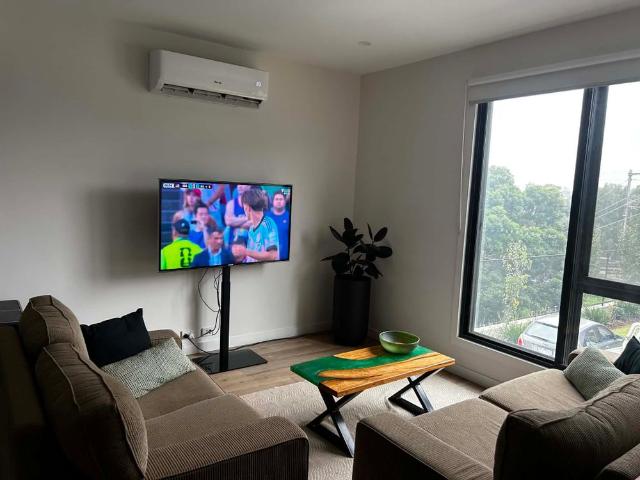 Room for rent in Camerons Creek, Victoria