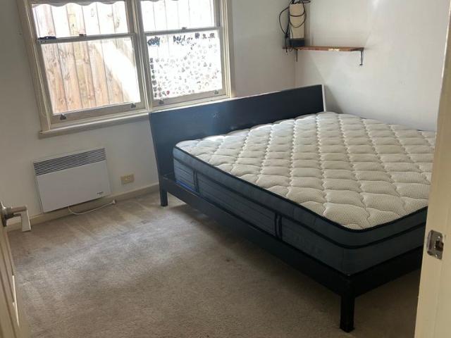 Room for rent in Camerons Creek, Victoria