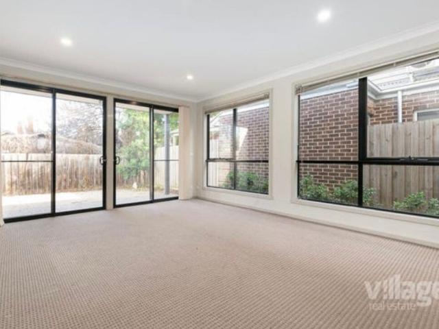 Room for rent in Camerons Creek, Victoria