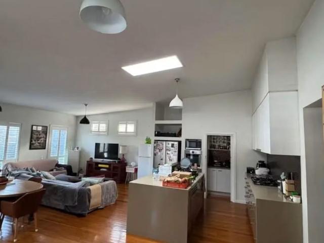 Room for rent in Yarraville, Melbourne