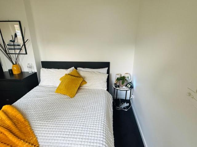 Room for rent in Camerons Creek, Victoria